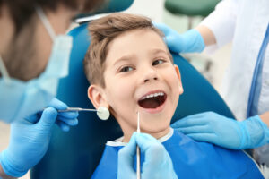 Riverside , CA dentist offers pediatric dental visits 