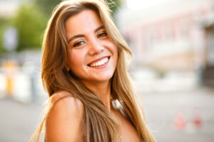 Riverside, CA, dentist offers oral surgery 
