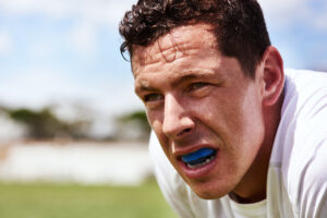 Riverside, CA, dentist offers mouthguards 