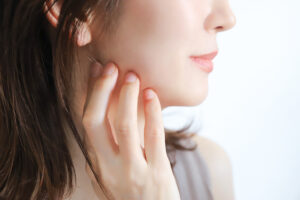 Riverside, CA, dentist offers treatments for TMJ 